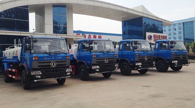 10噸灑水車圖片 10噸灑水車圖片