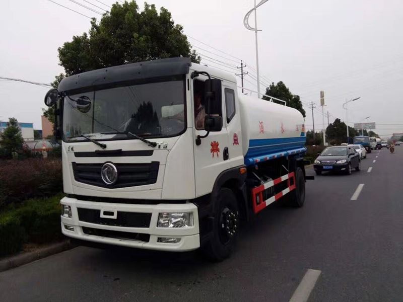 東風(fēng)華神12方灑水車_12噸(12方)東風(fēng)T5綠化灑水車價(jià)格4