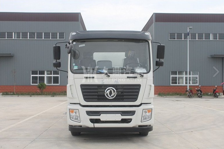 20噸(20方)東風(fēng)后八輪綠化灑水車圖片 20噸(20方)東風(fēng)后八輪綠化灑水車圖片