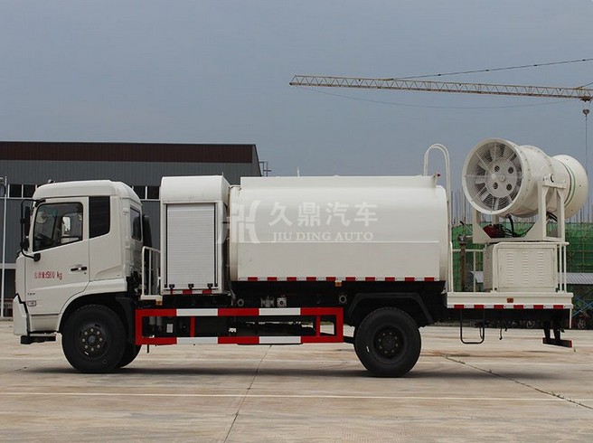 東風(fēng)天錦多功能抑塵車廠家價格2
