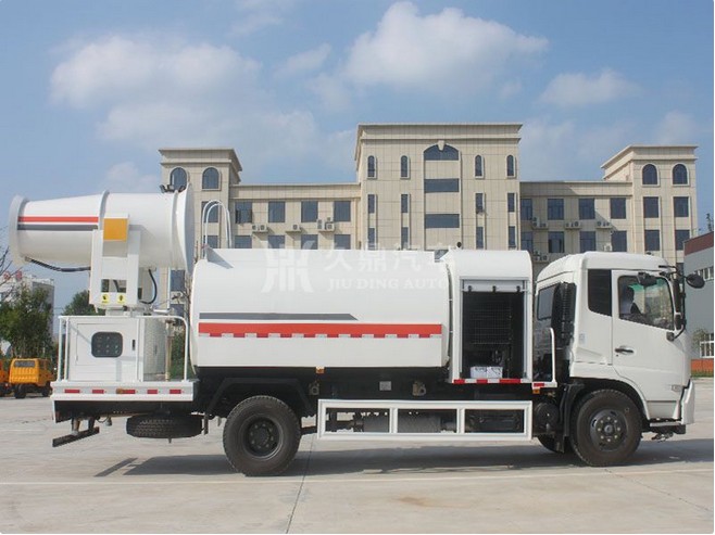 東風天錦降塵抑塵車廠家價格2