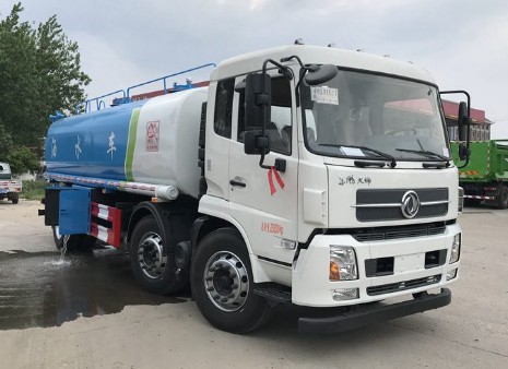 東風(fēng)天錦小三軸18噸灑水車圖片 東風(fēng)天錦小三軸18噸灑水車圖片