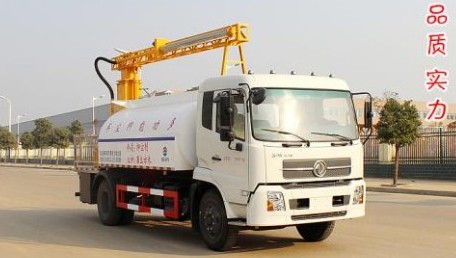 多功能灑水車_東風(fēng)天錦鐵路抑塵車3