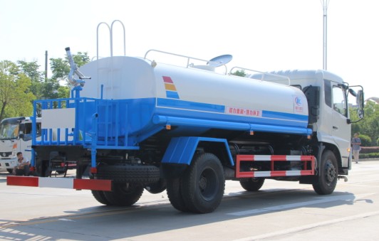 �|�L���\��ˮ܇�DƬ