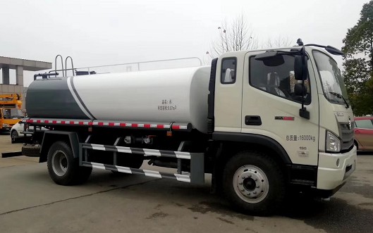 12噸灑水車價(jià)格_國六福田瑞沃12-15方綠化灑水車4