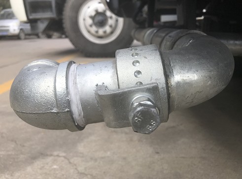 新東日灑水車可調式仿中聯重科三彎前沖 新東日灑水車可調式仿中聯重科三彎前沖