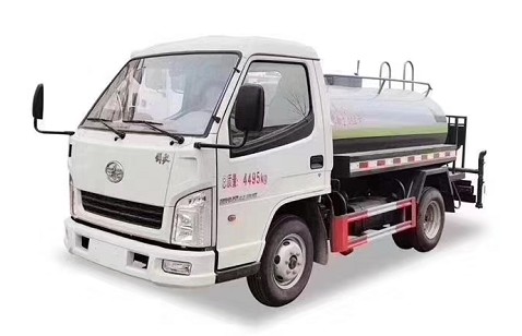 上深圳牌照的藍牌灑水車圖片 上深圳牌照的藍牌灑水車圖片