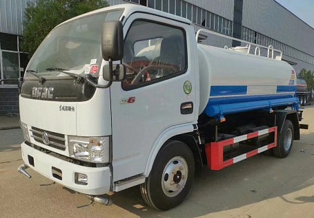 ����5����ˮ܇�DƬ