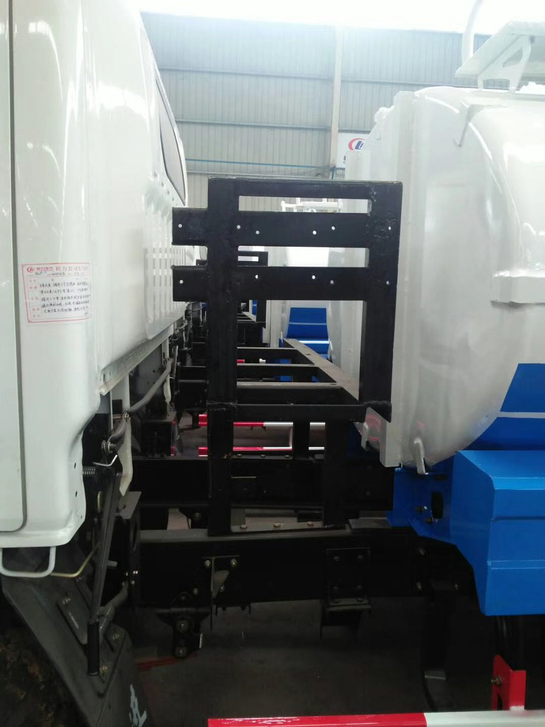 礦底防爆灑水車細節展示圖片 礦底防爆灑水車細節展示圖片