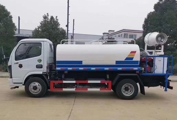 國六東風多利卡5噸5方灑水車圖片 國六東風多利卡5噸5方灑水車圖片