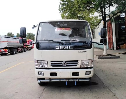 30�ז|�LС�������։m܇