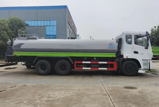 國(guó)六東風(fēng)錦程V6后雙橋18噸綠化灑水車廠家價(jià)格3