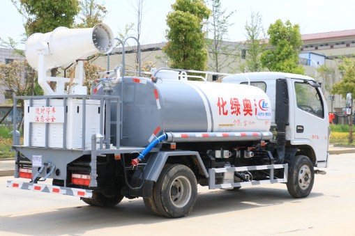 國(guó)六4噸東風(fēng)小福瑞卡藍(lán)牌噴霧灑水車 國(guó)六4噸東風(fēng)小福瑞卡藍(lán)牌噴霧灑水車