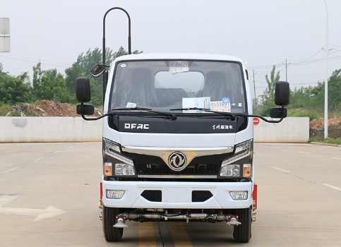 藍牌灑水車價格查詢_國六東風(fēng)小福瑞卡5噸抑塵車廠家價格-程力抑塵車3
