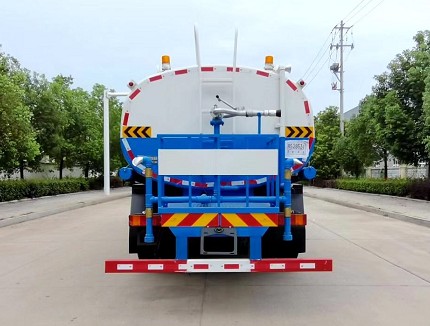 國六東風柳汽后雙橋灑水車 國六東風柳汽后雙橋灑水車