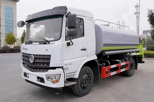 ��(gu��)��12���|�L(f��ng)����D3��ˮ܇