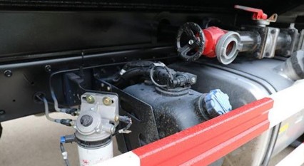 長方形的尿素罐 長方形的尿素罐