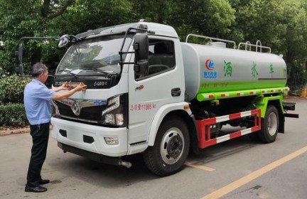 程力灑水車圖片 程力灑水車圖片