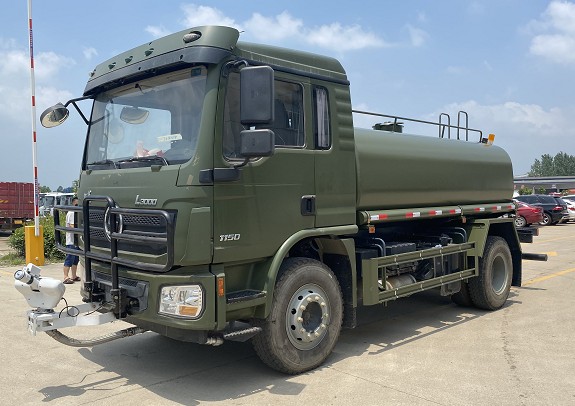 ���������L3000��8����ˮ܇