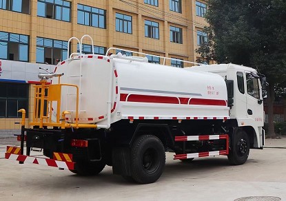 國(guó)六12方東風(fēng)錦程V6灑水車圖片 國(guó)六12方東風(fēng)錦程V6灑水車圖片