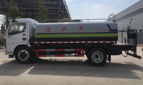 ����10����ˮ܇