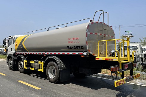 �������\(y��n)�¿���С���S20����ˮ܇