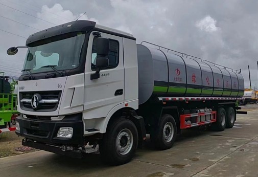 北奔重卡前四后八32方灑水車 北奔重卡前四后八32方灑水車