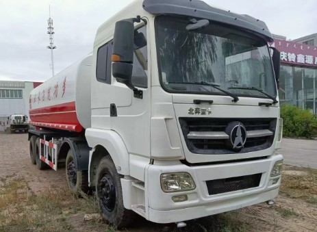 北奔8×4前四后八25方灑水車 北奔8×4前四后八25方灑水車