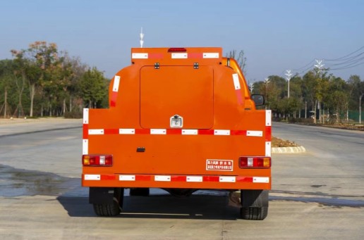 ���Ƥ��������ˮ܇