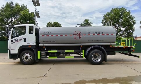 15方解放JK6灑水車(chē)_元年牌XSH5187GPSCA6型綠化噴灑車(chē) 15方解放JK6灑水車(chē)_元年牌XSH5187GPSCA6型綠化噴灑車(chē)