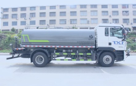 15方重汽豪沃TX7灑水車_曼發動機258馬力_縱昂牌CLT5189GPSZZ6A型綠化噴灑車 15方重汽豪沃TX7灑水車_曼發動機258馬力_縱昂牌CLT5189GPSZZ6A型綠化噴灑車