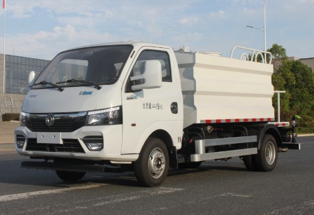 東風(fēng)途逸純電動5方灑水車_東風(fēng)途逸純電動4方路面養(yǎng)護車2