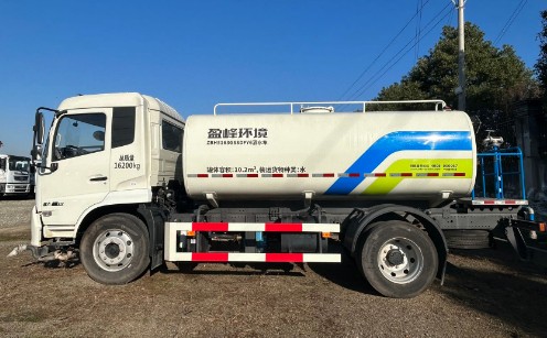 二手東風(fēng)天錦13方灑水車_二手中聯(lián)重科13方灑水車3
