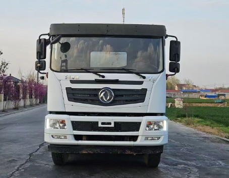 二手東風前四后八灑水車_二手30方灑水車2