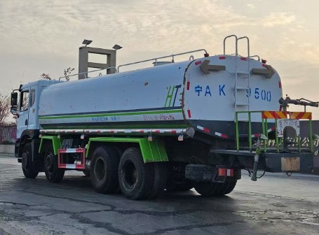 二手東風前四后八灑水車_二手30方灑水車4
