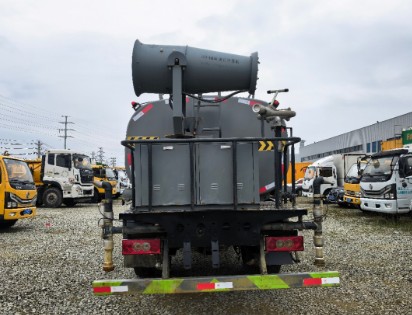 二手福田奧鈴10方灑水車_二手盈通10方灑水車4