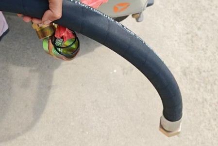 灑水車(chē)黑色橡膠管道_灑水車(chē)液壓橡膠管道_灑水車(chē)2寸DN50橡膠管 灑水車(chē)黑色橡膠管道_灑水車(chē)液壓橡膠管道_灑水車(chē)2寸DN50橡膠管